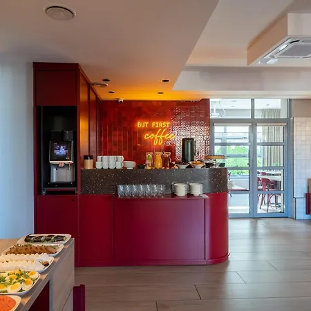 Antares Hotel 3* Gdynia