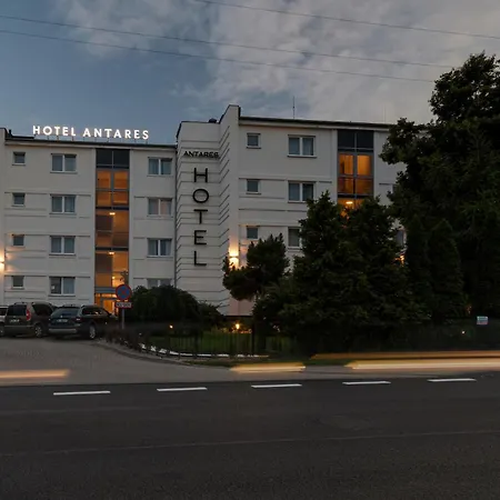 Antares Hotel 3*