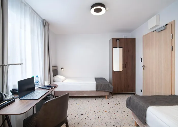 ホテル Antares 3*