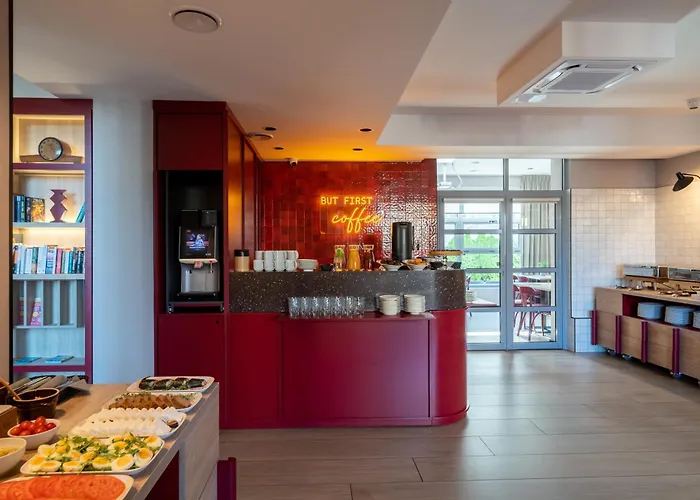 Antares 3* غدينيا