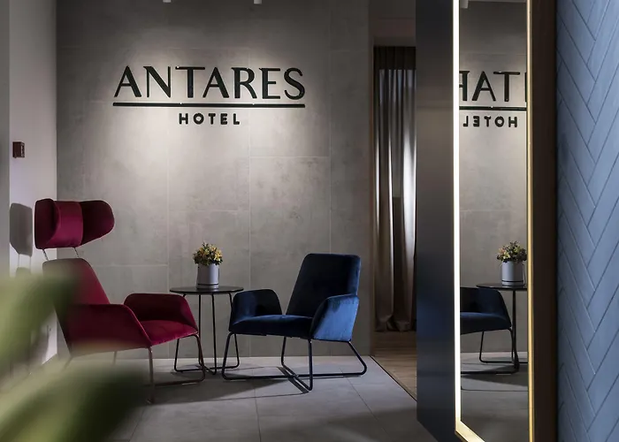 Antares فندق غدينيا