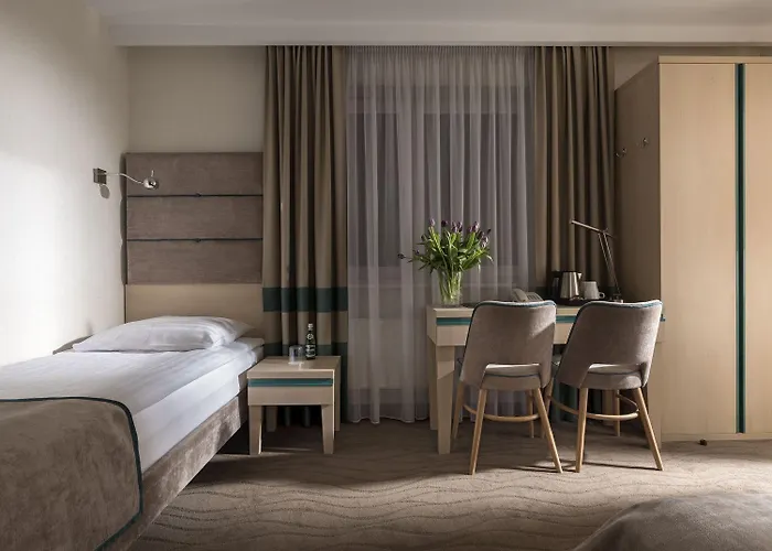 Antares ホテル 3*