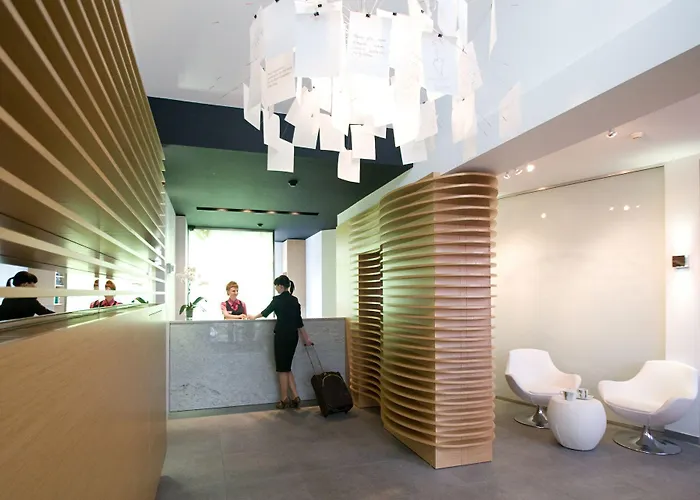 فندق Antares غدينيا