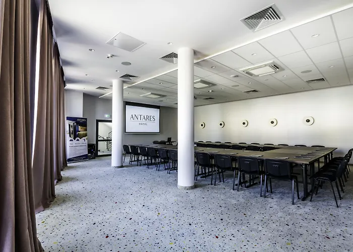 فندق Antares غدينيا